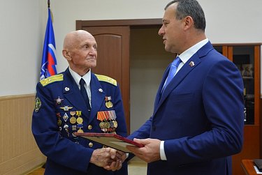 Ветераны-летчики остаются в строю