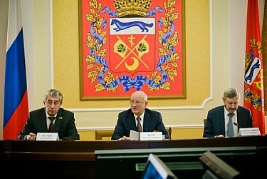 Сергей Грачев принял участие в заседании антинаркотической комиссии