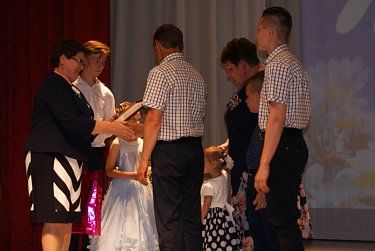 Уютный дом и крепкая семья – символы продолжения жизни