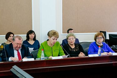 На заседании бюджетного комитета