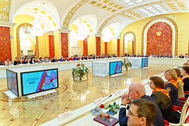 Награды к 100-летию комиссий по делам несовершеннолетних