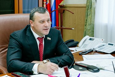 Олег Димов: «Сохраняя дома культуры, мы сохраняем село»