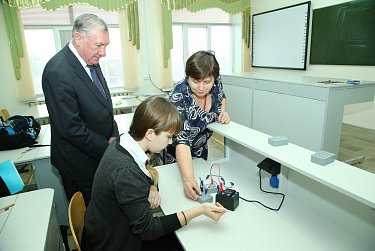 Юным ученым от газовиков