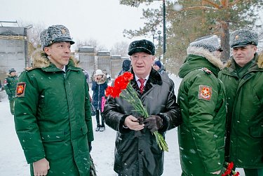 Защитникам Отечества посвящается