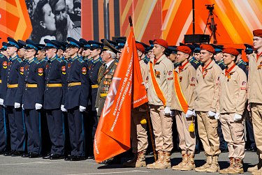 Оренбург встретил 79-ю годовщину Великой Победы