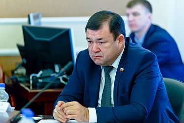 Доступность сотовой связи и Интернета – в центре внимания депутатов