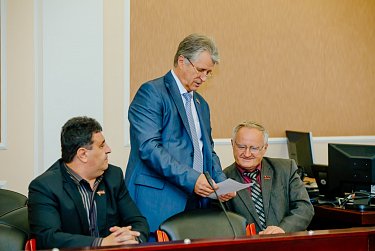 В центре внимания – вопросы законотворчества