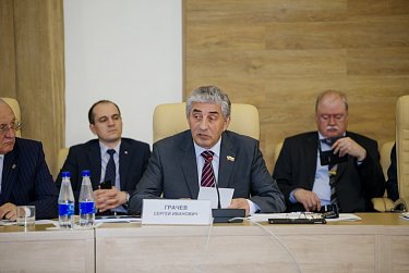 Сергей Грачев: «Диапазон действия системы кадетского образования необходимо расширять, в том числе и совершенствуя нормативную базу»