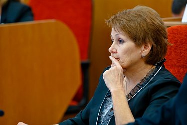 На заседании Законодательного Собрания 