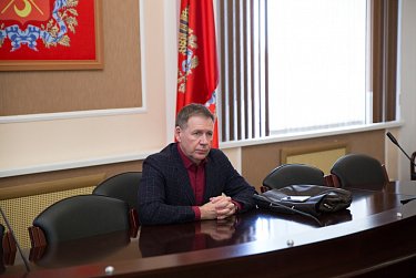 Профильные комитеты: подготовка к очередному заседанию