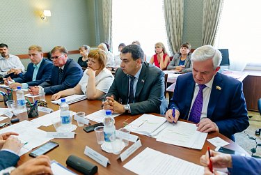 Корректируется областной бюджет