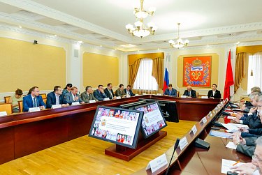 Укреплять национальное согласие