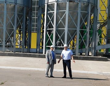 Сергей Бабин встретился с коллективом Сорочинского маслоэкстракционного завода