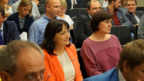 Оксана Набатчикова: «Необходимо продвигать региональную продукцию на местные прилавки и совершенствовать торговое законодательство»
