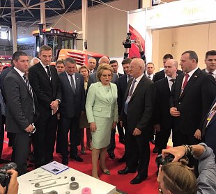 Оренбургская делегация принимает участие в Форуме регионов