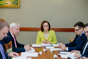 В региональные законы о дорожном фонде и патентной системе внесут изменения