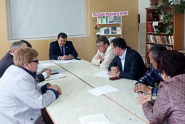 Ермек Алкулов обсудил с депутатами Домбаровского района планы работы по СЗМ 