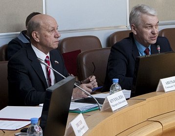 Подведены итоги реализации государственной политики в сфере физической культуры, спорта и туризма в Оренбуржье