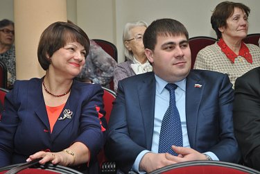 «И я ваши возьму имена, чтоб назвать ими дочку и сына…»