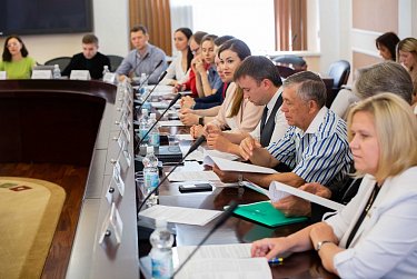 Рассмотрены инициативы Молодежного парламента