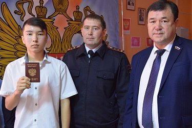 Ермек Алкулов: «Быть гражданином великой страны – почетно и ответственно»