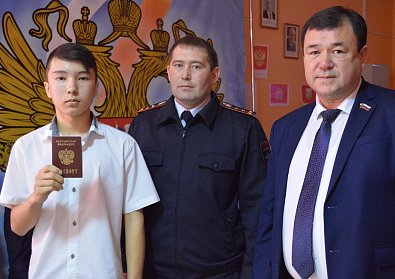 Ермек Алкулов: «Быть гражданином великой страны – почетно и ответственно»