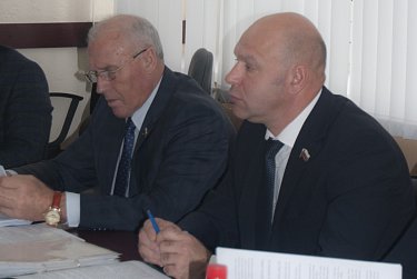 В преддверии парламентской сессии