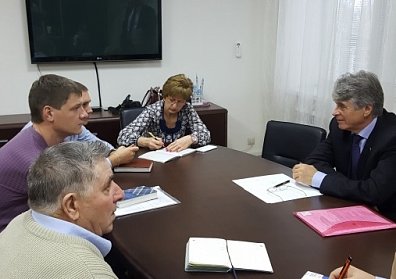 Александр Жарков работал в Шарлыке