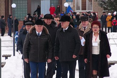 На открытии памятника прославленному земляку