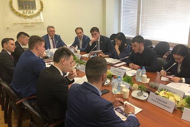 Дамир Фахрутдинов работал в Госдуме в составе Молодежной палаты при Парламентском Собрании Союза Беларуси и России