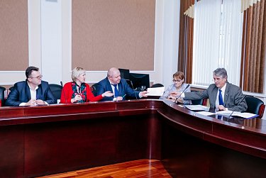 Депутат Александр Жарков: «Земля не терпит равнодушия»