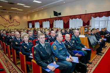 Оренбуржцы положительно оценивают работу полицейских