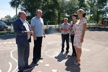  Сергей Грачев: «Современные спортивные залы должны быть нормой для сельских школ»