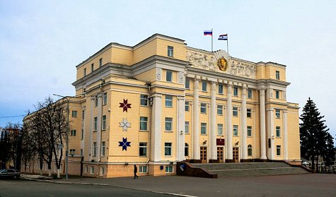 Законодательное Собрание Оренбуржья принимает поздравления
