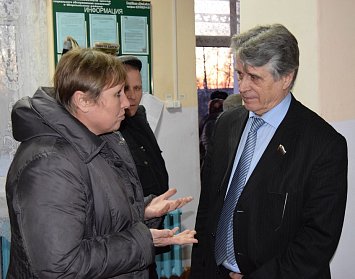 Александр Жарков призвал сельчан активнее участвовать в развитии местного самоуправления