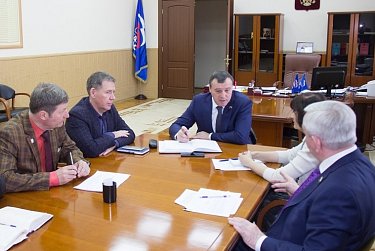 Совещание с руководителями фракций