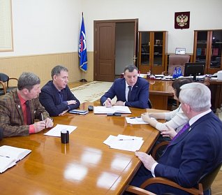 Совещание с руководителями фракций