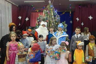 Веселый хоровод с Лешим, Обезьяной и Петухом