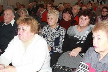 Евгений Маслов встретился с Советом ветеранов 