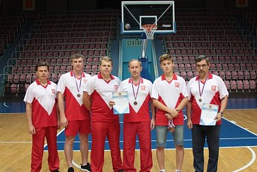 Законодательное Собрание и Счетная палата на спортивной арене