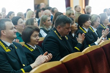 Александр Куниловский назвал профессиональной работу судов области