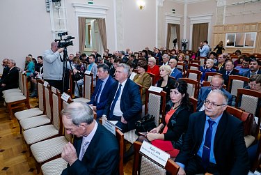 Совместный труд на благо общества