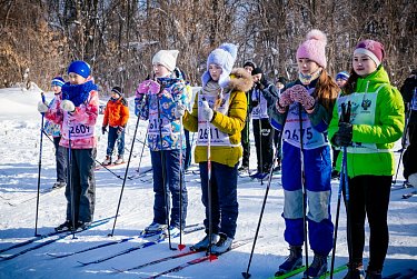Оренбургские парламентарии на «Лыжне России»