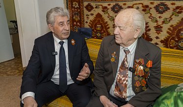 Легенда оренбургского машзавода готовится к Параду Победы