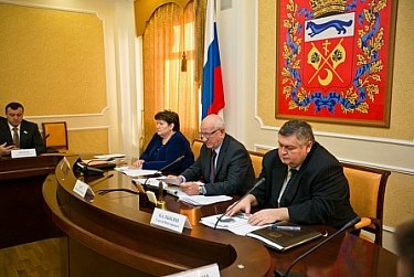 Продолжается работа над областным бюджетом-2017