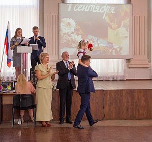 Депутаты пошли в школу