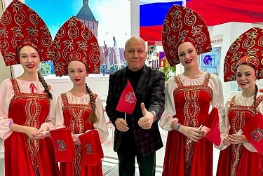 Самый большой пуховый флаг России – из Оренбуржья