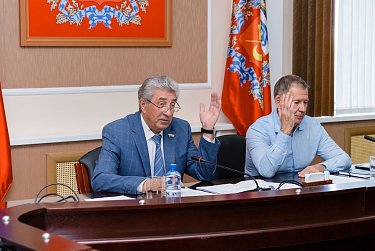 С датой определились