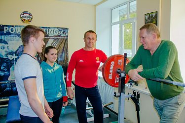 Александр Куниловский: «Главные инвестиции – это инвестиции в здоровое будущее детей»