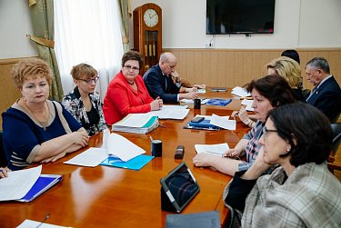 В центре внимания – вопросы законотворчества